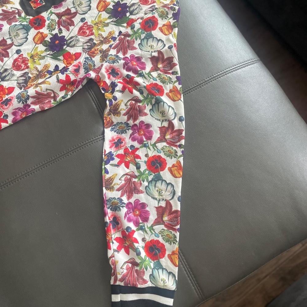 Women's Sweatshirt - Picture 12 of 15